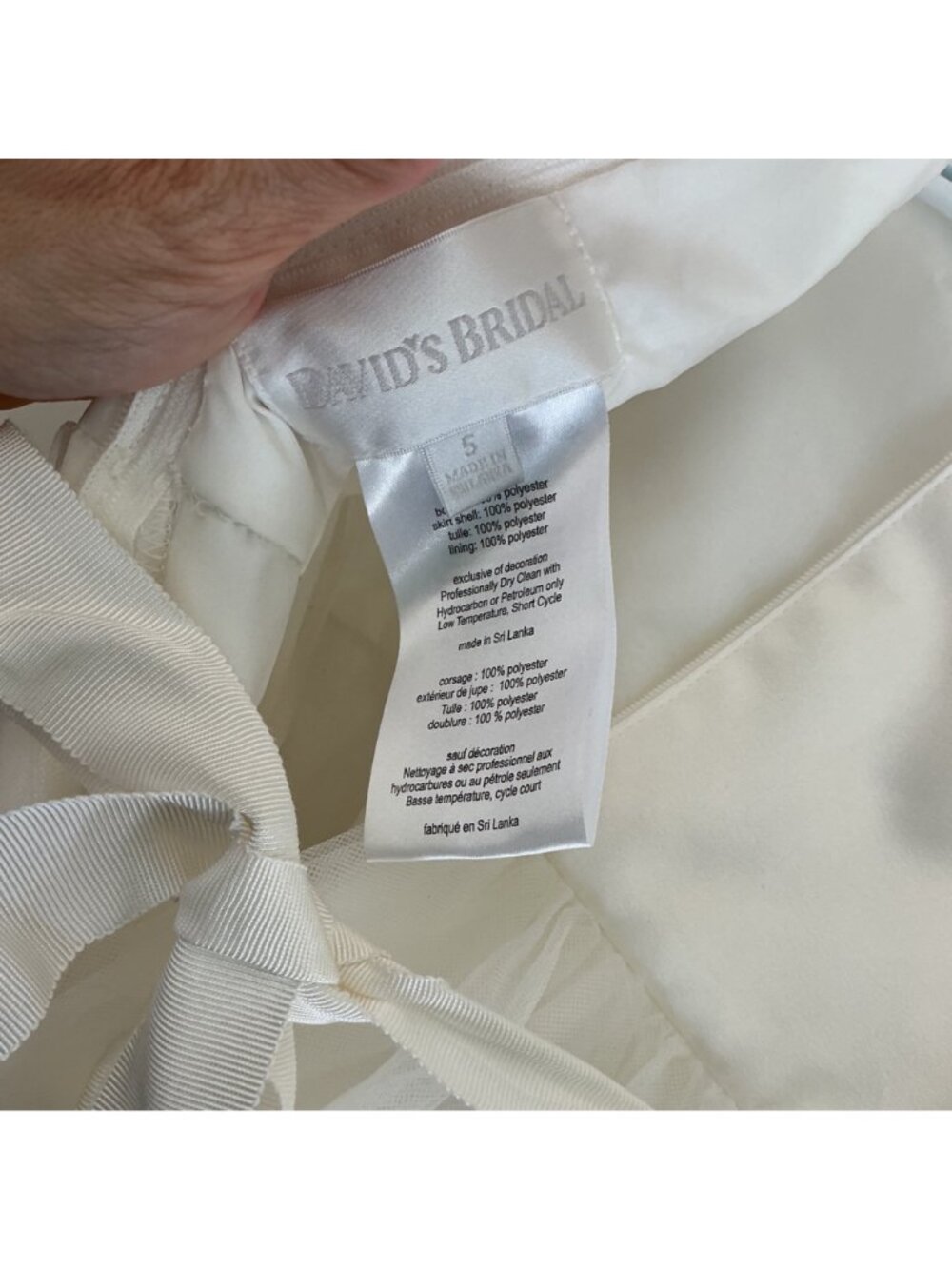Davids Bridal Ivory Flower Girl Dress With Lace Cap Sleeves & Tulle Skirt Size 5 - Picture 8 of 10